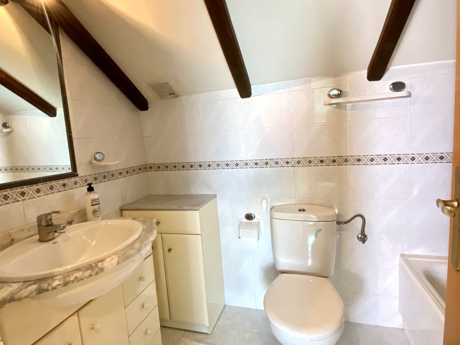 3 makuuhuone Kattohuoneisto myytävänä paikassa Benalmadena mukana uima-altaan 
autotalli - 495 000 € (Ref: 9793266)