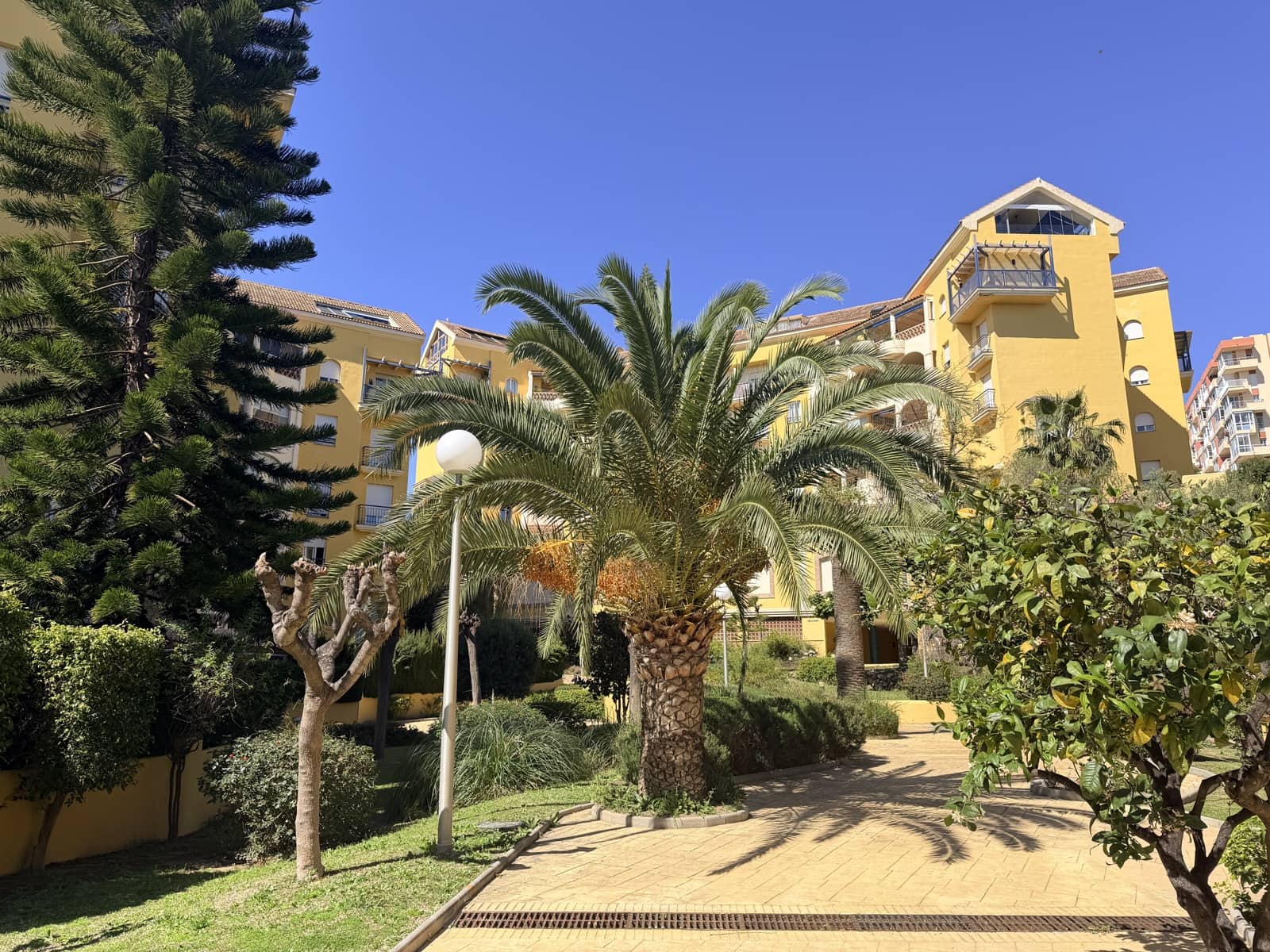 3 makuuhuone Kattohuoneisto myytävänä paikassa Benalmadena mukana uima-altaan 
autotalli - 495 000 € (Ref: 9793266)