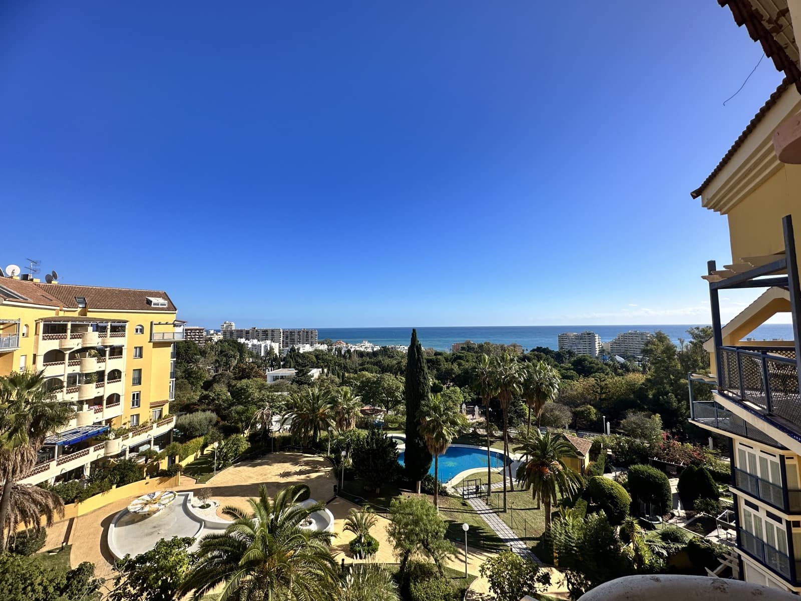 3 soveværelse Lejlighed til leje i Benalmadena med garage - € 1.495 (Ref: 9796110)