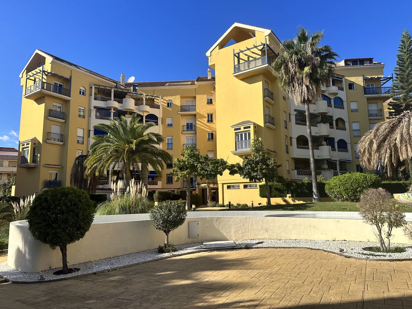3 soveværelse Lejlighed til leje i Benalmadena med garage - € 1.495 (Ref: 9796110)