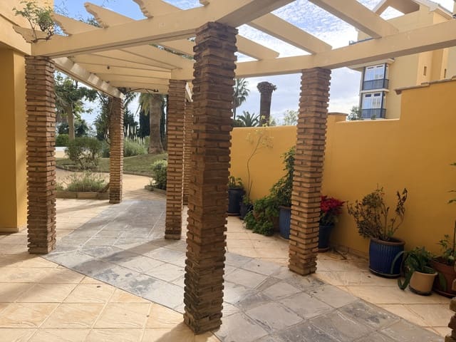 3 soveværelse Lejlighed til leje i Parque de la Paloma, Benalmádena med garage - € 1.495 (Ref: 9796110)