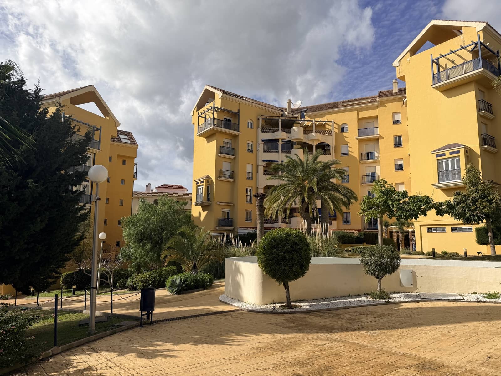 3 soveværelse Lejlighed til leje i Benalmadena med garage - € 1.495 (Ref: 9796110)