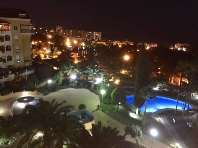 3 quarto Penthouse para venda em Arroyo de la Miel com piscina garagem - 489 000 € (Ref: 9799986)