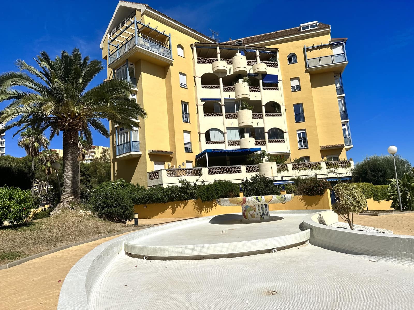 3 quarto Penthouse para venda em Arroyo de la Miel com piscina garagem - 489 000 € (Ref: 9799986)