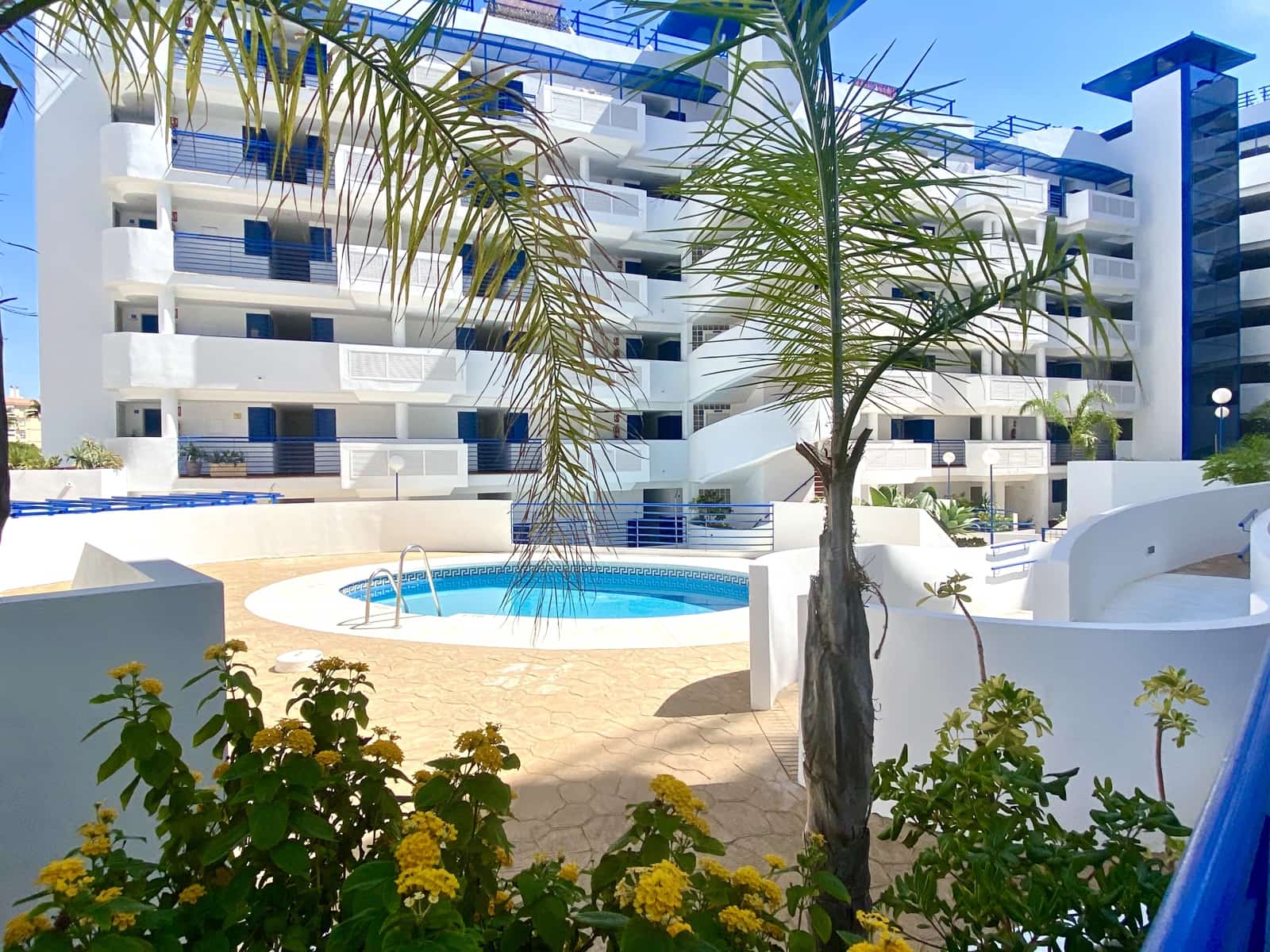 1 slaapkamer Appartement te huur in Benalmadena - € 799 (Ref: 9800001)