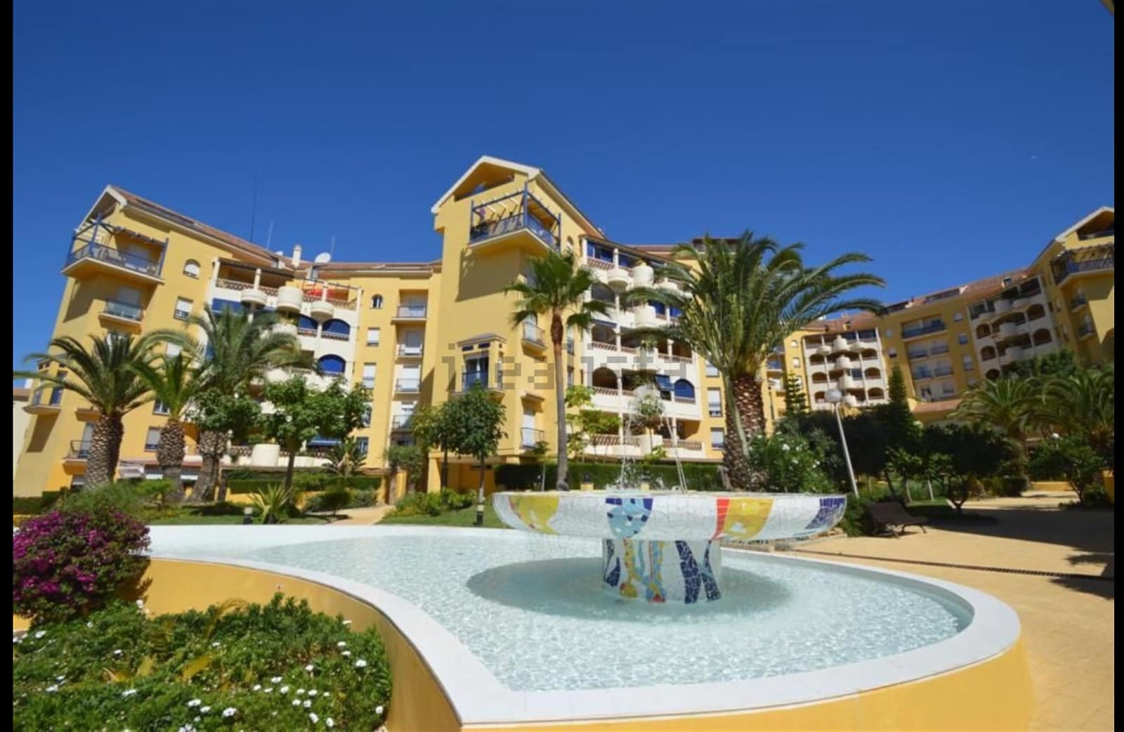 Huoneisto lomavuokrausta paikassa Benalmadena mukana uima-altaan 
autotalli - 790 € (Ref: 9800027)