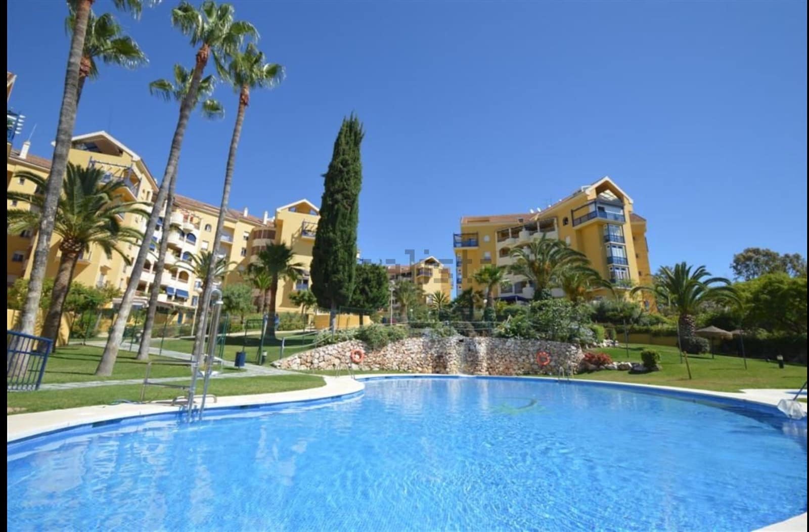 Huoneisto lomavuokrausta paikassa Benalmadena mukana uima-altaan 
autotalli - 790 € (Ref: 9800027)