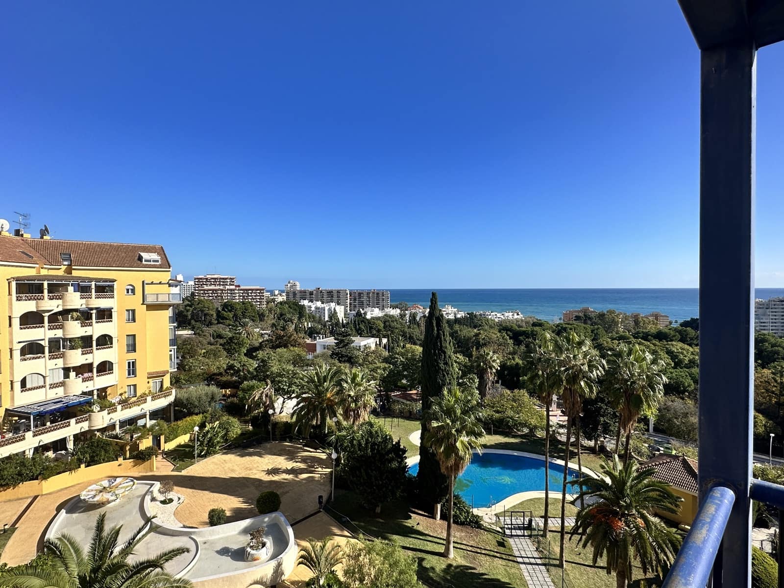 Huoneisto lomavuokrausta paikassa Benalmadena mukana uima-altaan 
autotalli - 790 € (Ref: 9800027)