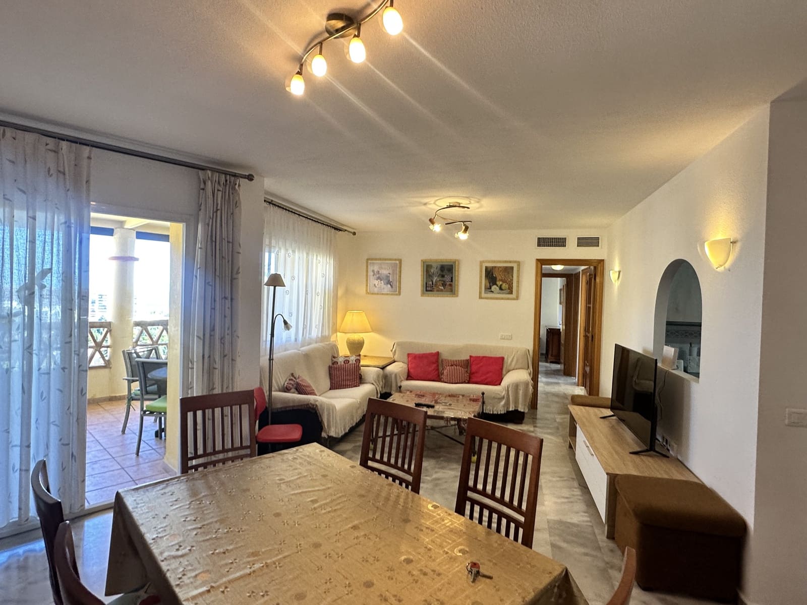 Huoneisto lomavuokrausta paikassa Benalmadena mukana uima-altaan 
autotalli - 790 € (Ref: 9800027)