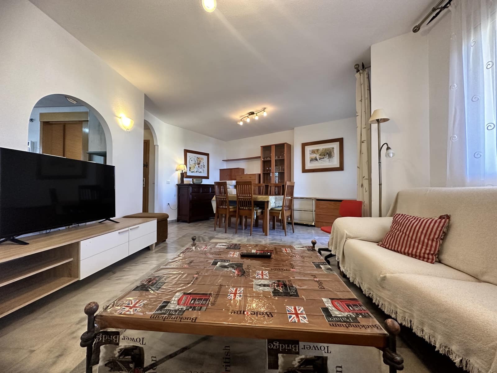 Huoneisto lomavuokrausta paikassa Benalmadena mukana uima-altaan 
autotalli - 790 € (Ref: 9800027)