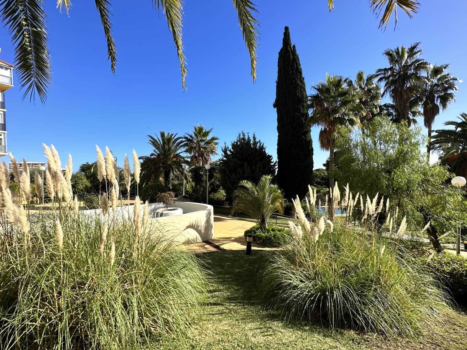 Huoneisto lomavuokrausta paikassa Benalmadena mukana uima-altaan 
autotalli - 790 € (Ref: 9800027)