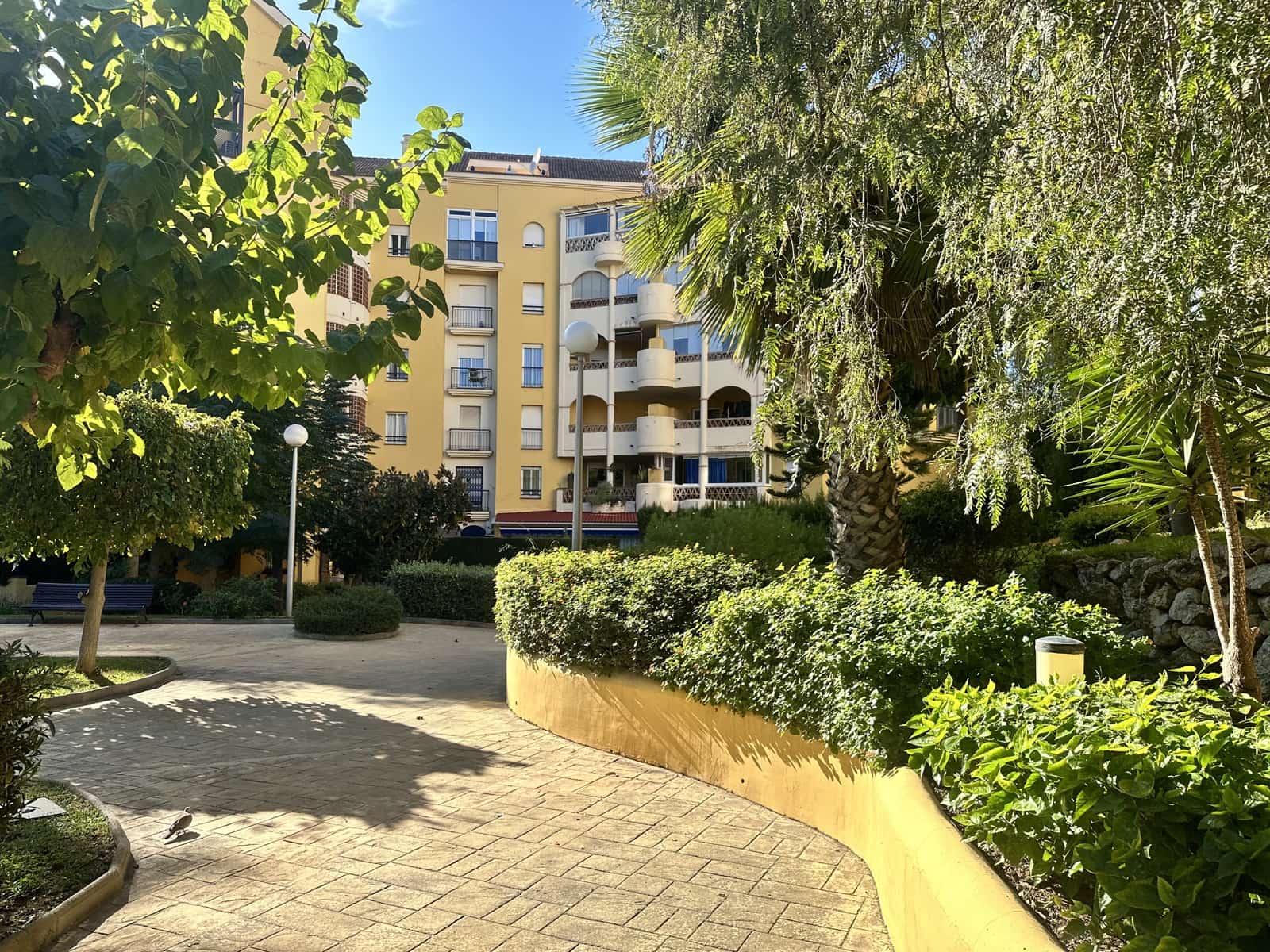 Huoneisto lomavuokrausta paikassa Benalmadena mukana uima-altaan 
autotalli - 790 € (Ref: 9800027)