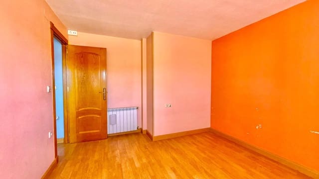 4 makuuhuone Kattohuoneisto myytävänä paikassa San Pedro del Pinatar mukana 
autotalli - 179 900 € (Ref: 10006323)