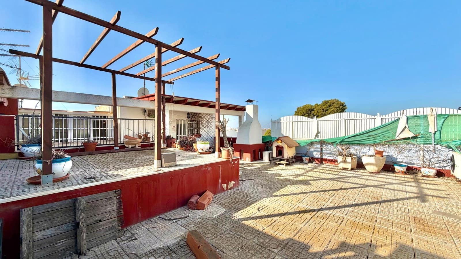 4 makuuhuone Kattohuoneisto myytävänä paikassa San Pedro del Pinatar mukana 
autotalli - 179 900 € (Ref: 10006323)