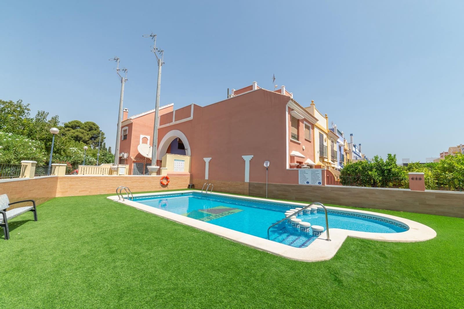 4 bedroom Terraced Villa for sale in Roda with pool - € 235,000 (Ref: 10011465)