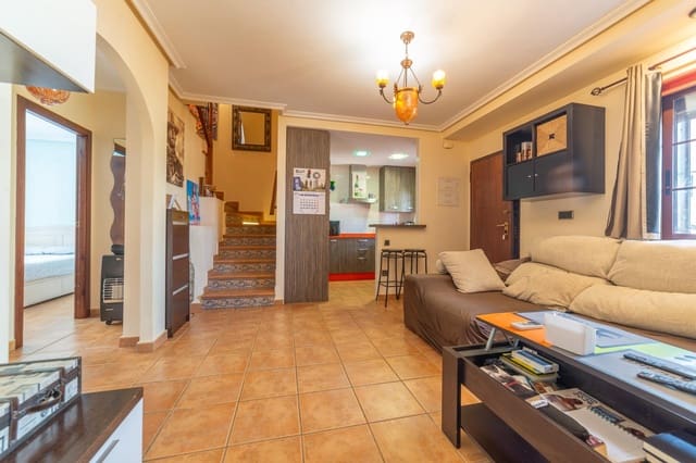 4 slaapkamer Rijtjeshuis te koop in Roda, San Javier met zwembad - € 235.000 (Ref: 10011465)