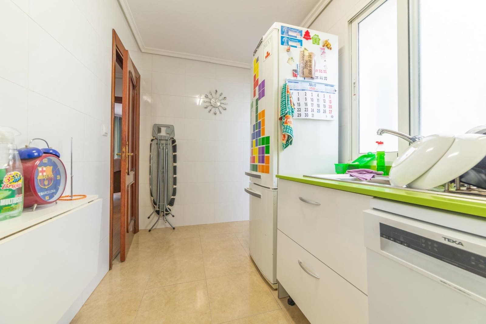 4 bedroom Flat for sale in San Javier with garage - € 125,500 (Ref: 10035365)