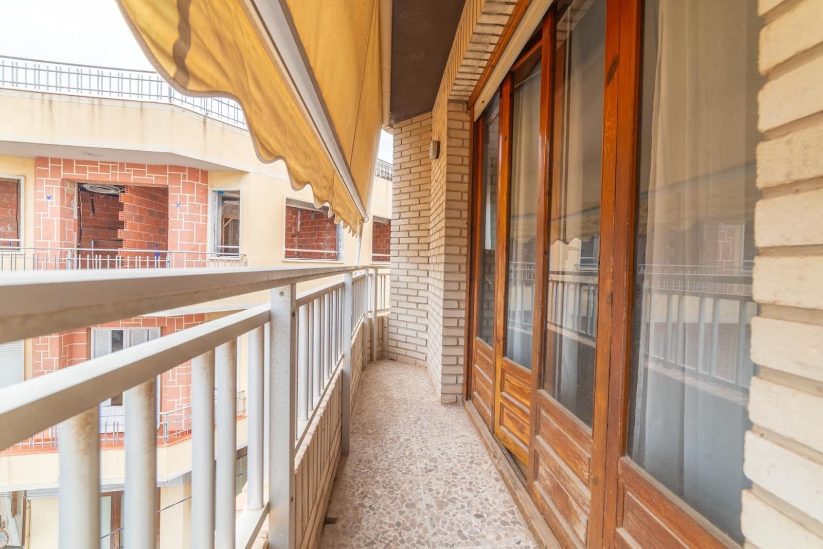 4 bedroom Flat for sale in San Javier with garage - € 125,500 (Ref: 10035365)