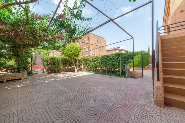 4 bedroom Apartment for sale in Santiago de la Ribera, San Javier with garage - € 260,000 (Ref: 10044810)