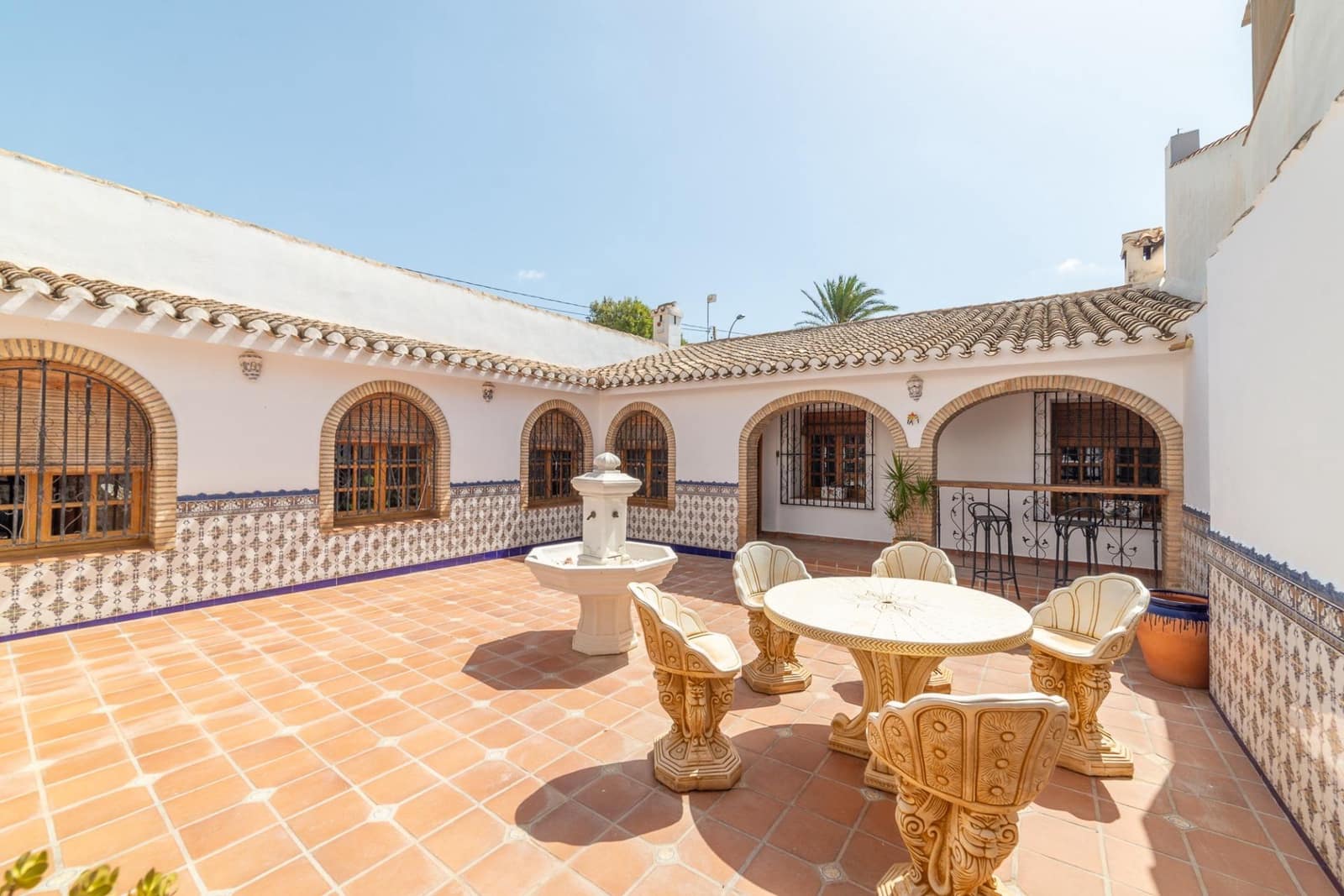 5 quarto Moradia para venda em El Mirador com piscina garagem - 595 000 € (Ref: 10047316)