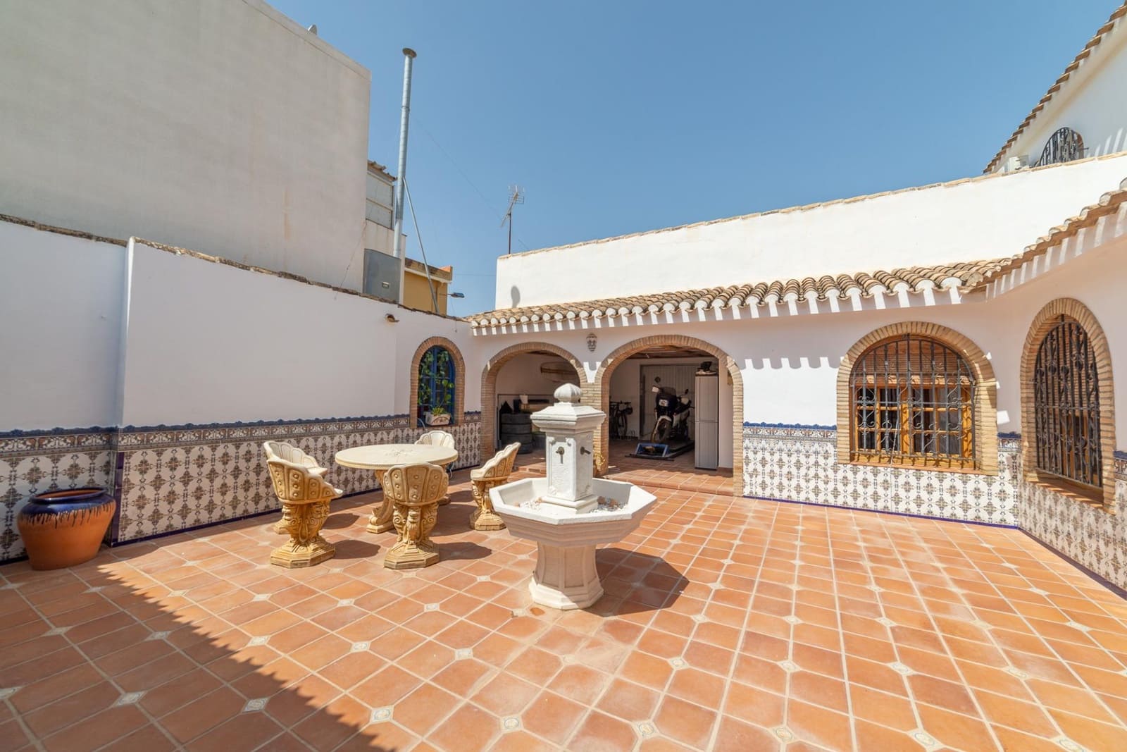 5 quarto Moradia para venda em El Mirador com piscina garagem - 595 000 € (Ref: 10047316)