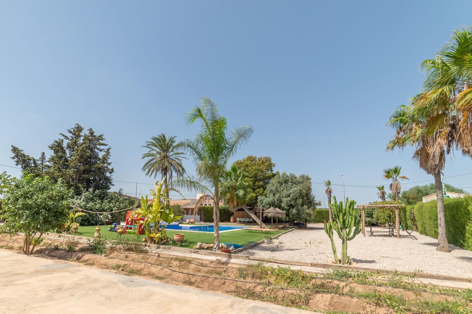 5 quarto Moradia para venda em El Mirador com piscina garagem - 595 000 € (Ref: 10047316)