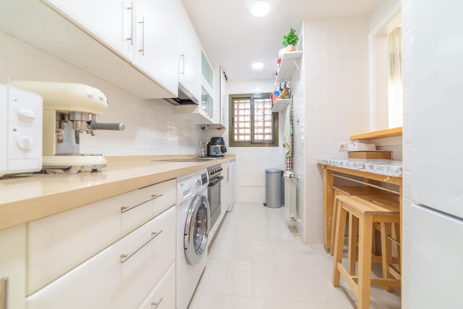Piso de 3 habitaciones en Roda en venta con piscina garaje - 249.000 € (Ref: 10064657)