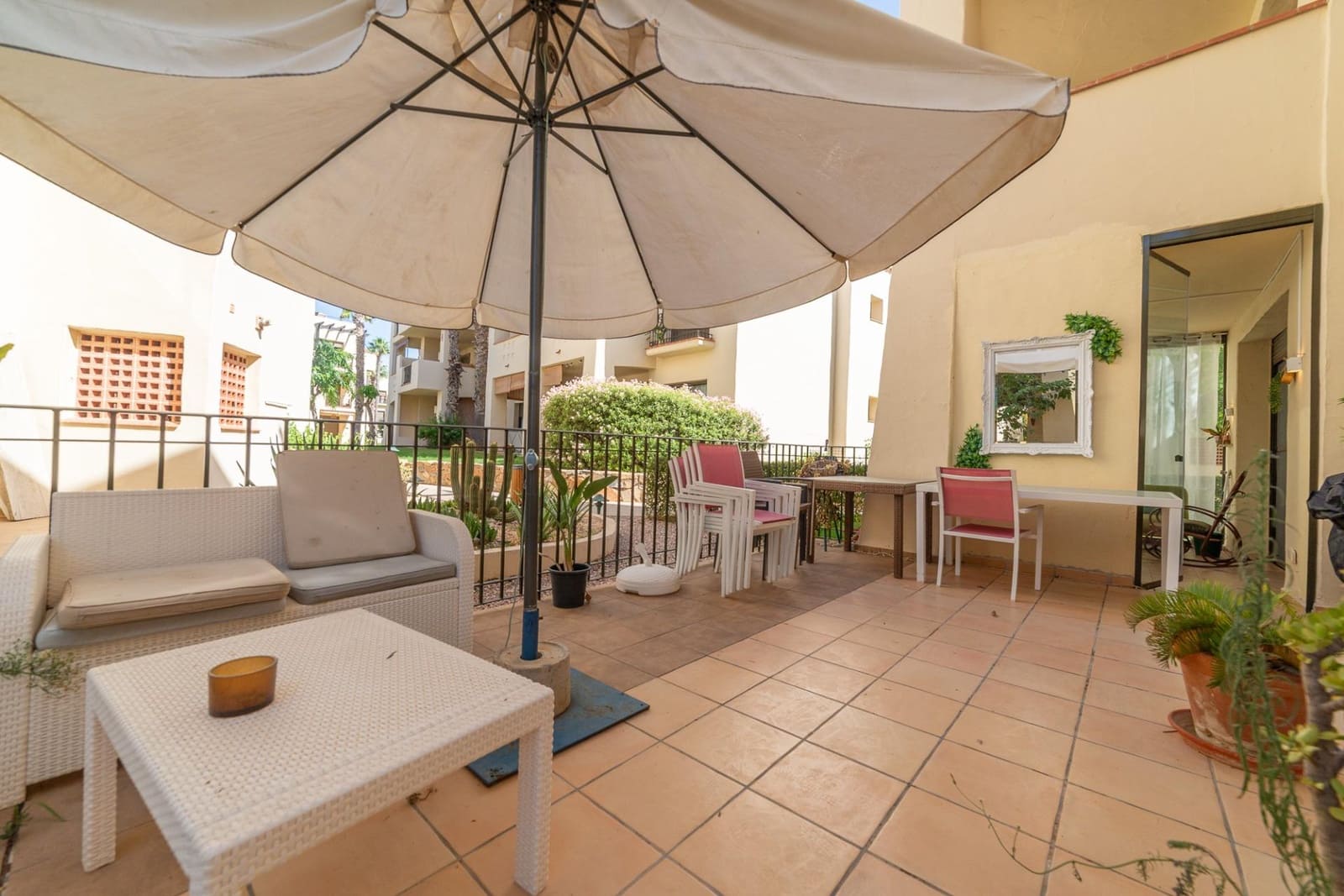 Piso de 3 habitaciones en Roda en venta con piscina garaje - 249.000 € (Ref: 10064657)