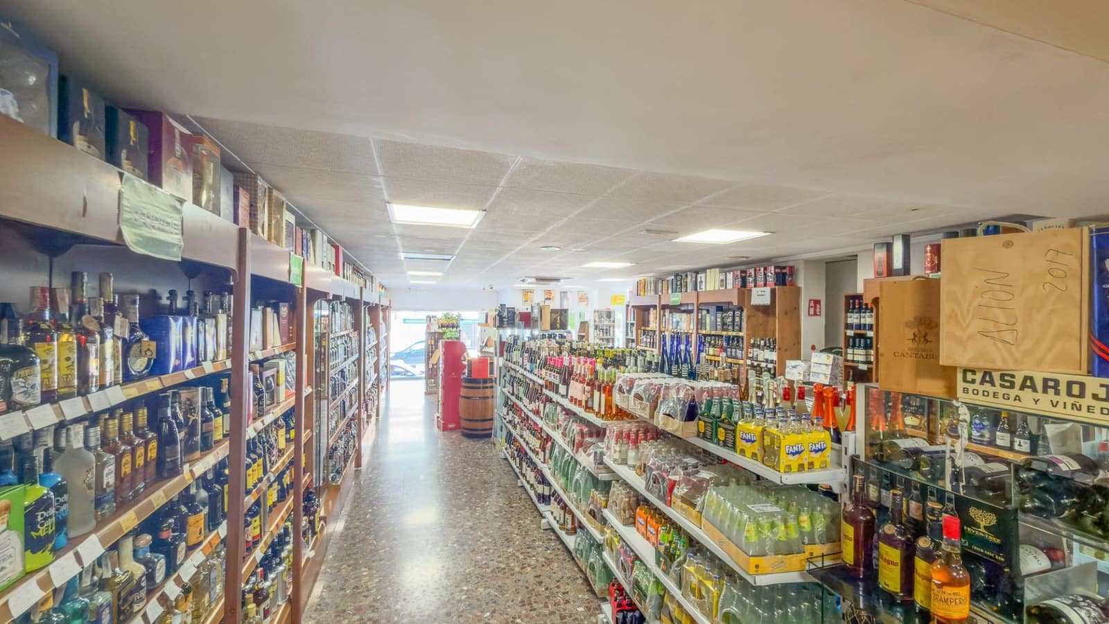 Local Commercial à louer à Santiago de la Ribera avec garage - 1 500 € (Ref: 10086132)