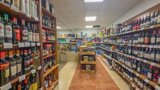 Commercieel te huur in Santiago de la Ribera, San Javier met garage - € 1.500 (Ref: 10086132)