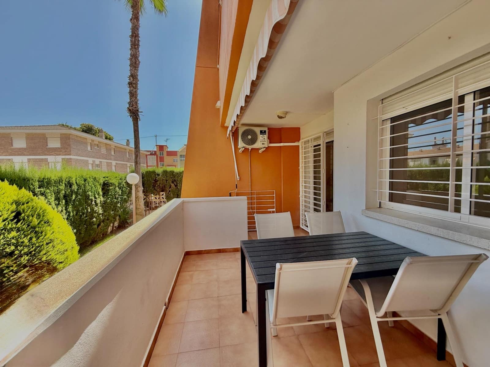 2 Zimmer Strandapartment zu verkaufen in Santiago de la Ribera mit Pool - 149.000 € (Ref: 10086133)