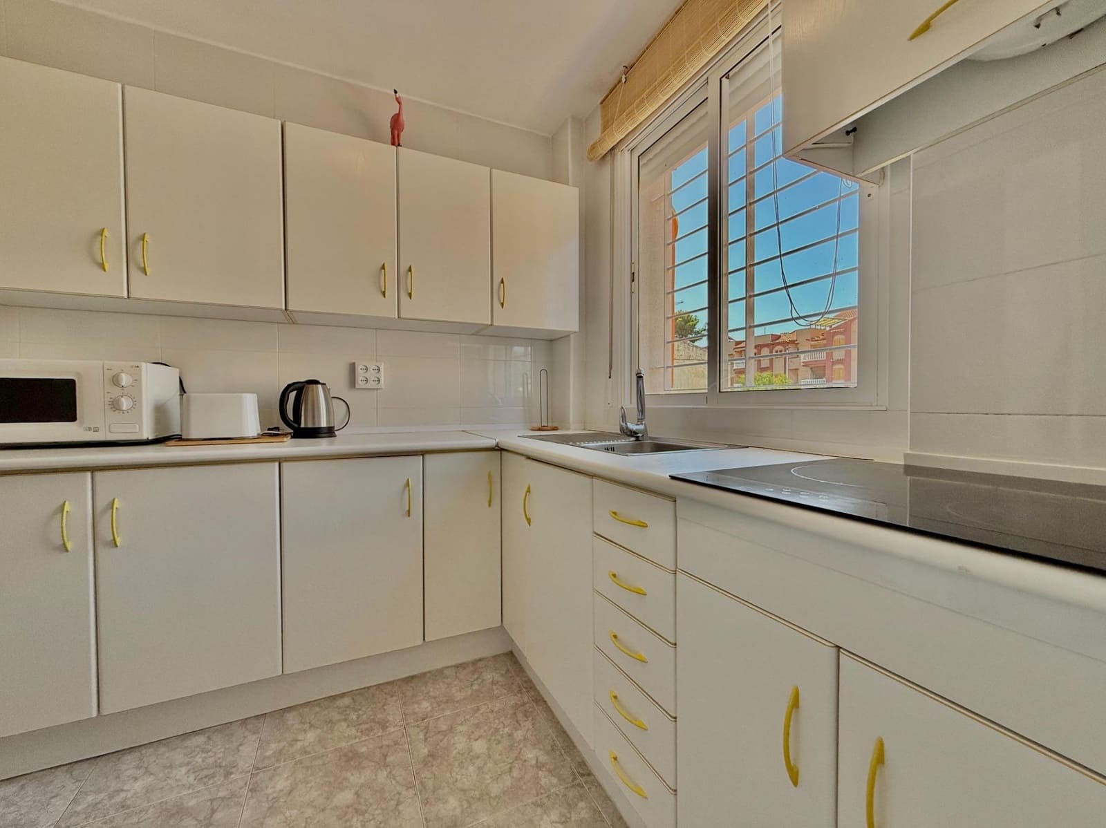 2 Zimmer Strandapartment zu verkaufen in Santiago de la Ribera mit Pool - 149.000 € (Ref: 10086133)