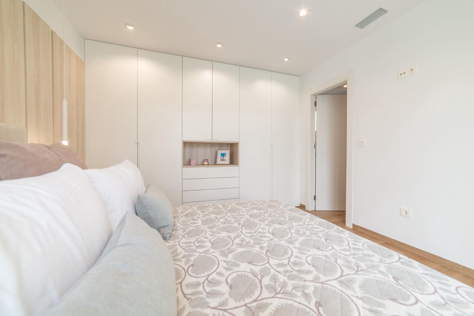 3 soverom Villa til salgs i Roda med svømmebasseng garasje - € 520 000 (Ref: 10131981)