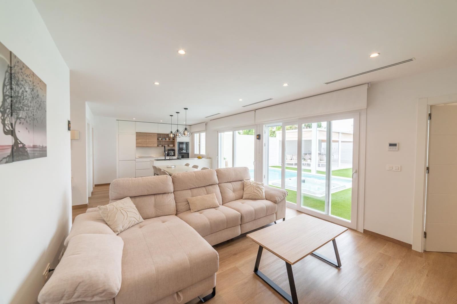 3 soverom Villa til salgs i Roda med svømmebasseng garasje - € 520 000 (Ref: 10131981)