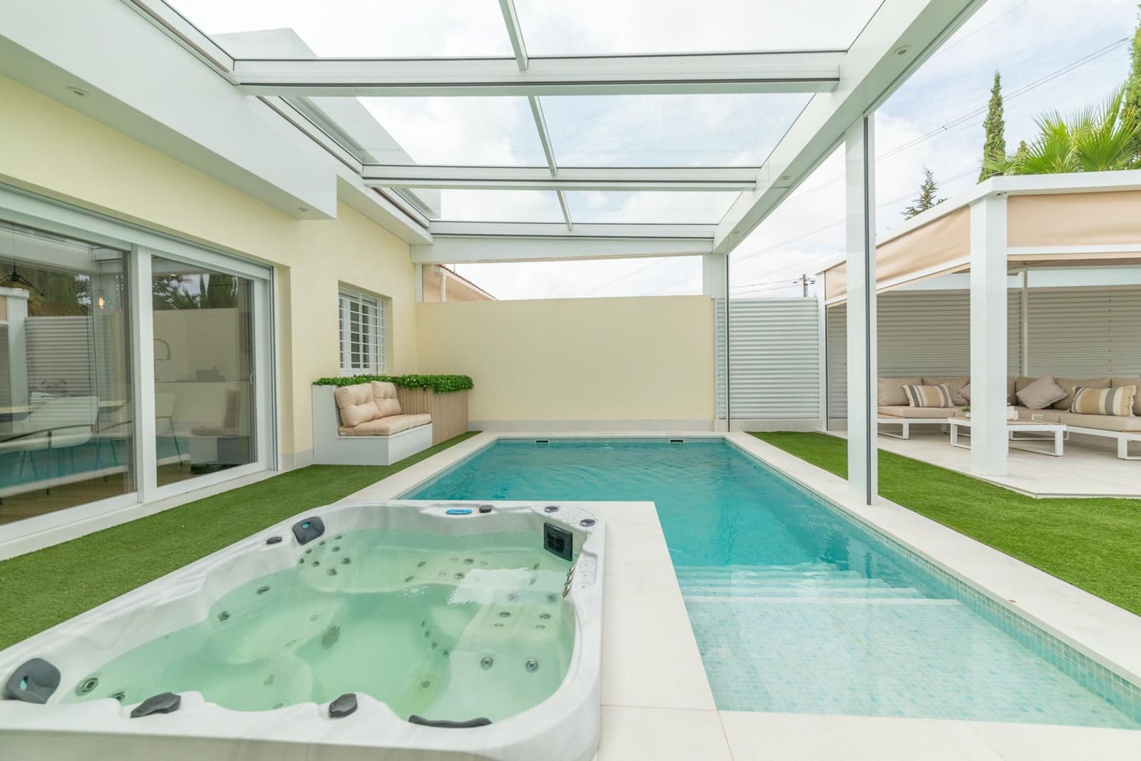 3 soverom Villa til salgs i Roda med svømmebasseng garasje - € 520 000 (Ref: 10131981)