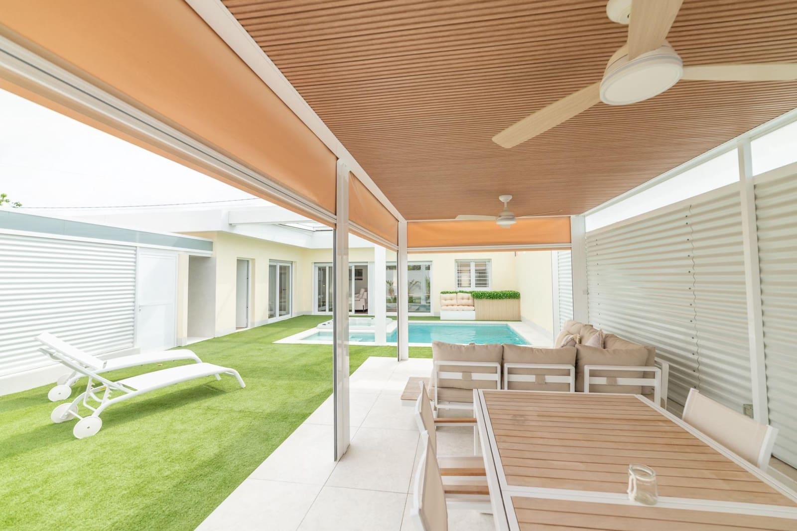 3 soverom Villa til salgs i Roda med svømmebasseng garasje - € 520 000 (Ref: 10131981)