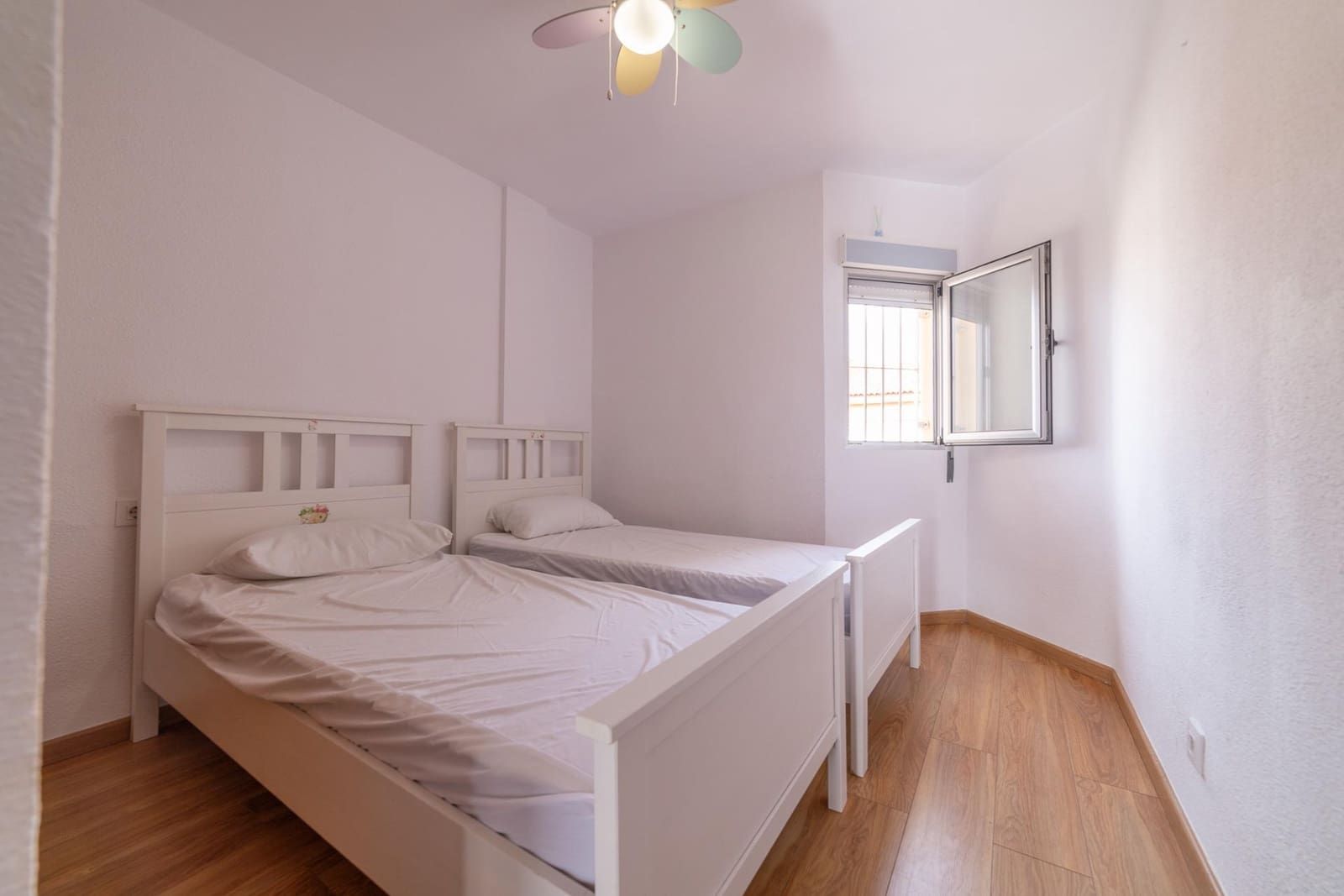 2 sovrum Lägenhet till salu i Santiago de la Ribera med pool - 145 000 € (Ref: 10148851)