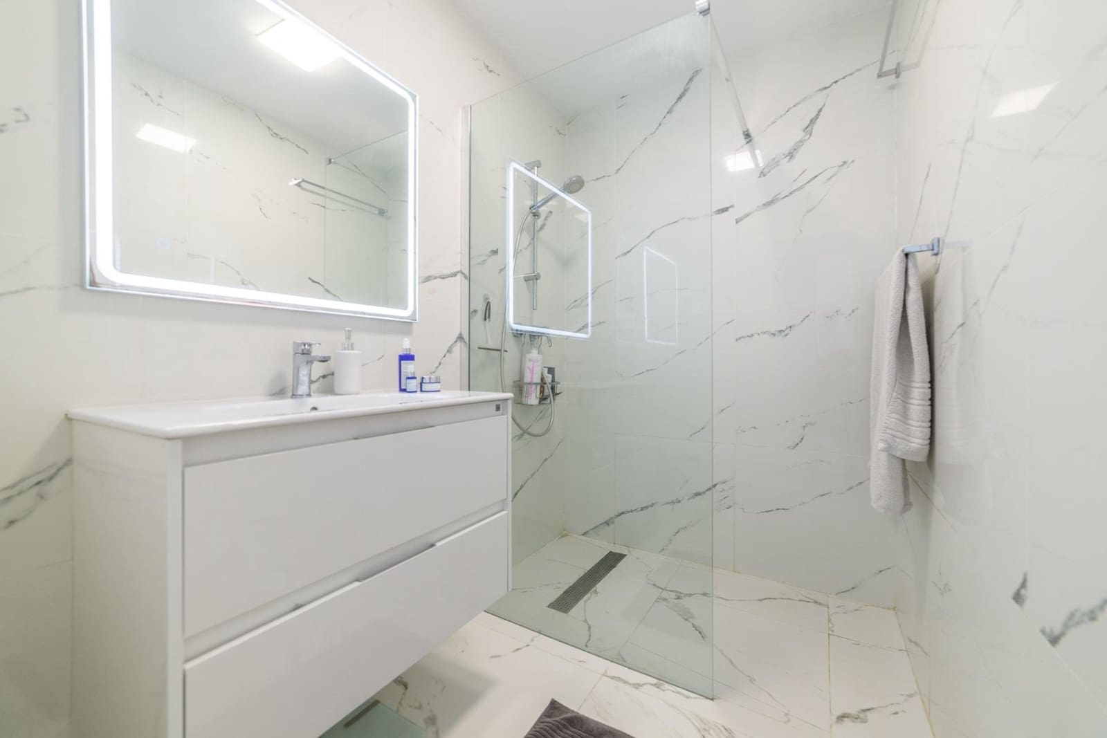 Piso de 2 habitaciones en Santiago de la Ribera en venta con garaje - 189.900 € (Ref: 10173940)