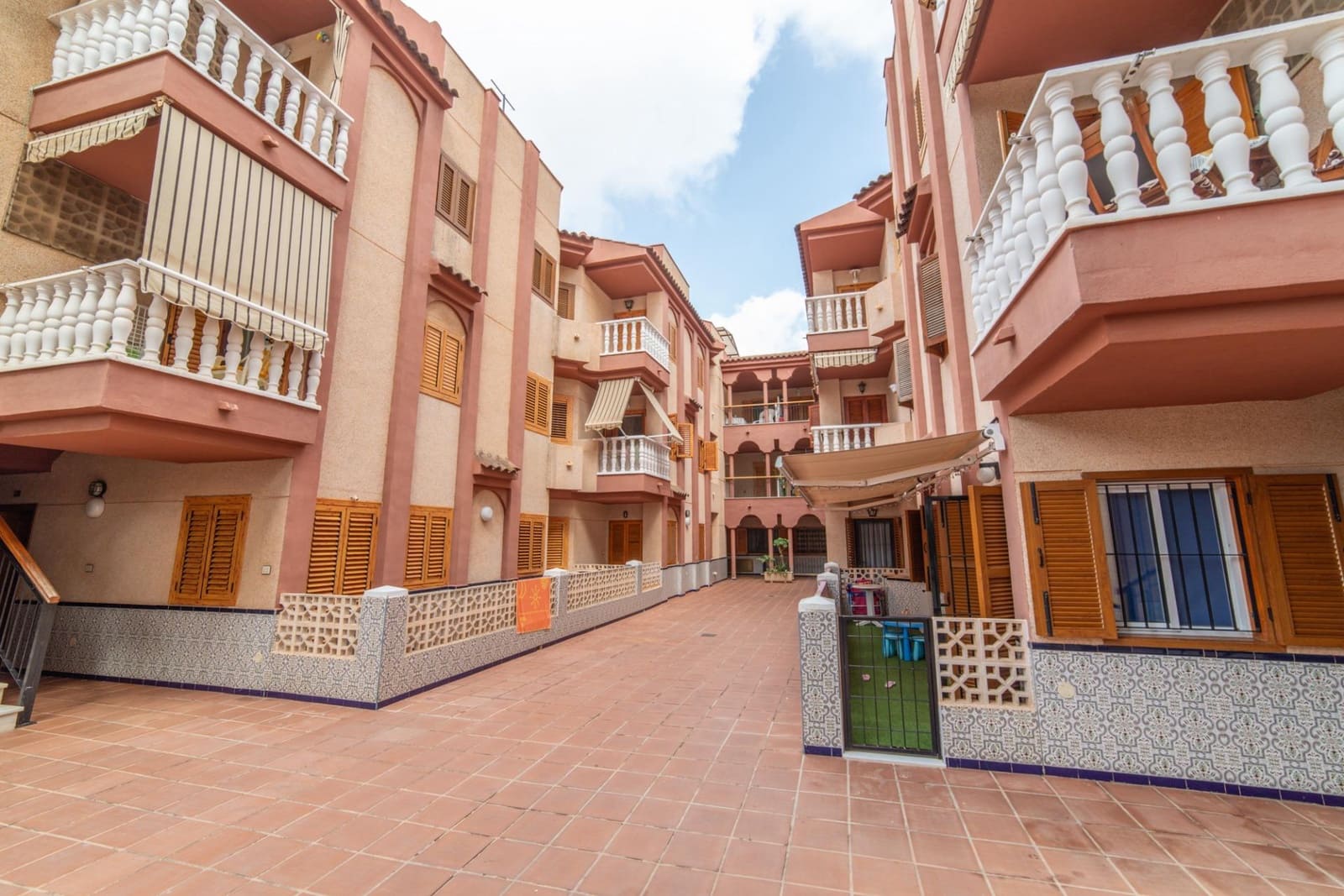 2 Zimmer Apartment zu verkaufen in Santiago de la Ribera mit Pool Garage - 139.500 € (Ref: 10174637)