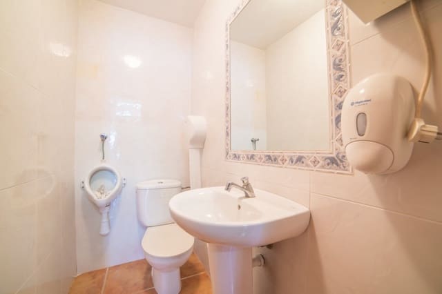 Commercial for sale in Santiago de la Ribera, San Javier - € 134,000 (Ref: 6153231)