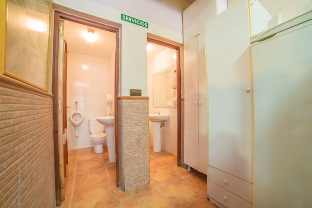 Commercial for sale in Santiago de la Ribera, San Javier - € 134,000 (Ref: 6153231)