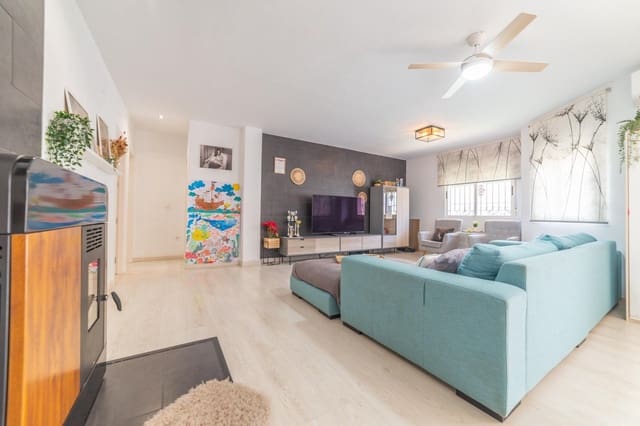 4 quarto Moradia em Banda para venda em San Javier com garagem - 210 000 € (Ref: 8022721)