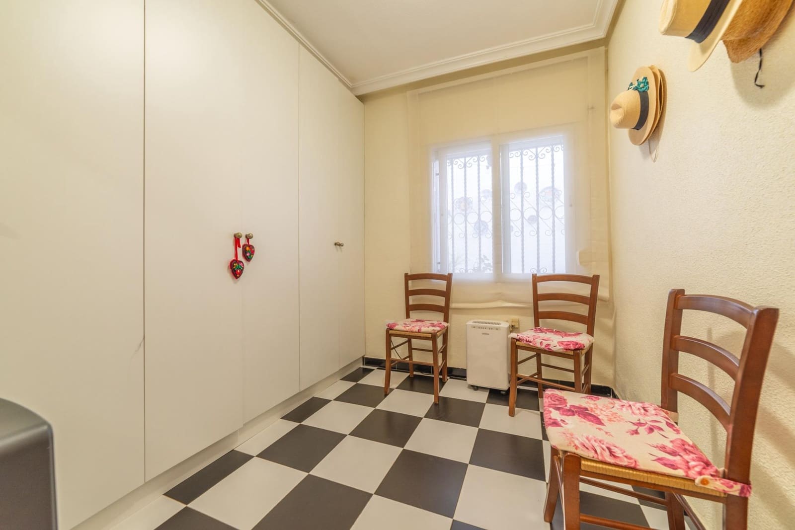 6 soveværelse Villa til salg i El Algar med swimmingpool garage - € 269.900 (Ref: 8760028)