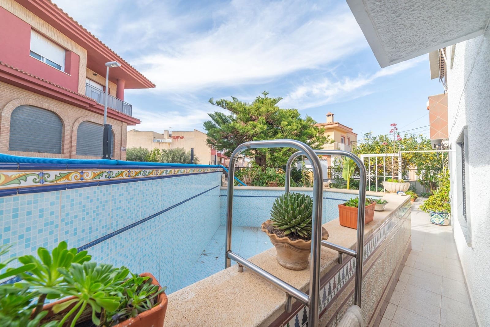 6 soveværelse Villa til salg i El Algar med swimmingpool garage - € 269.900 (Ref: 8760028)