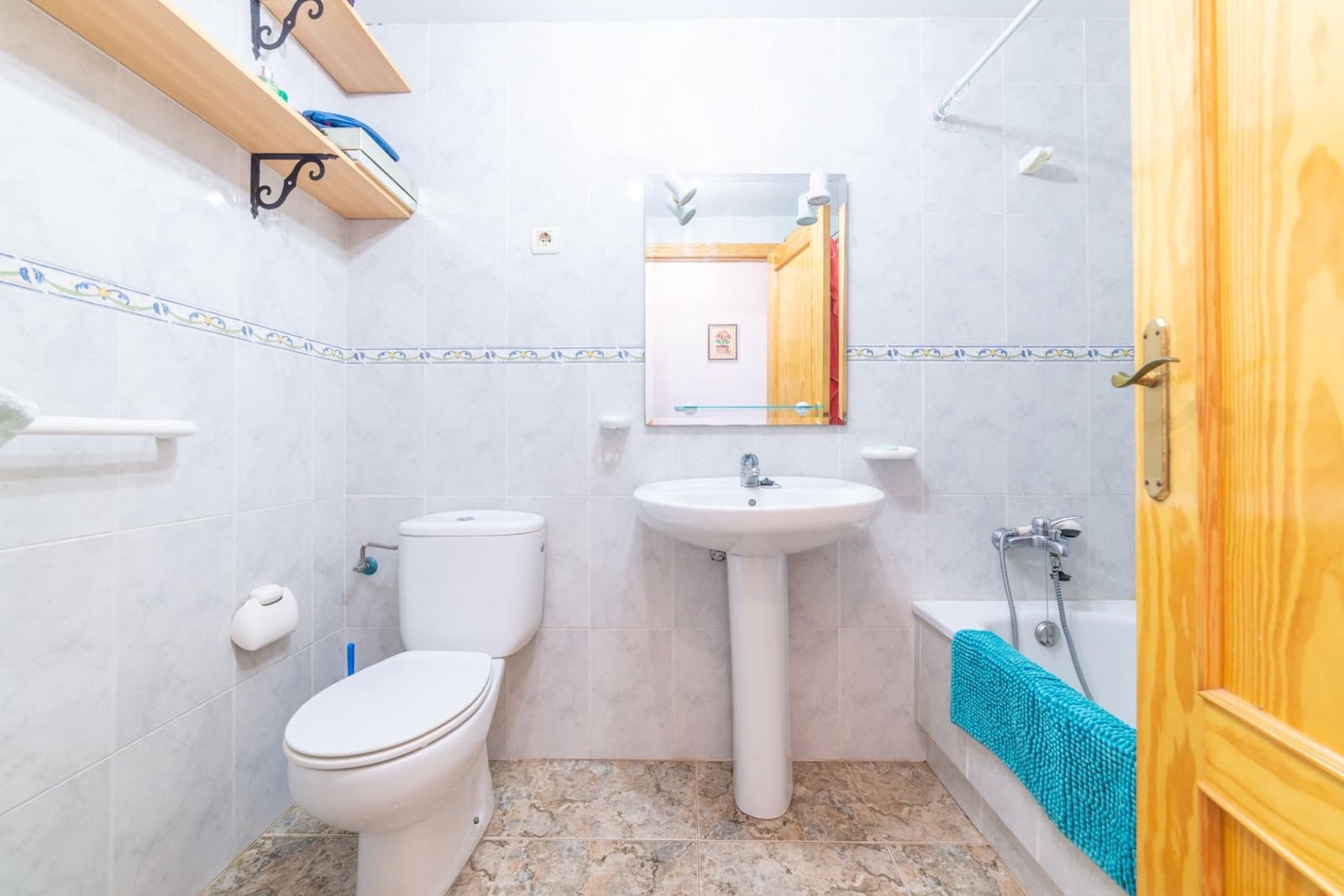 3 bedroom Apartment for sale in Los Alcazares - € 138,500 (Ref: 8841208)