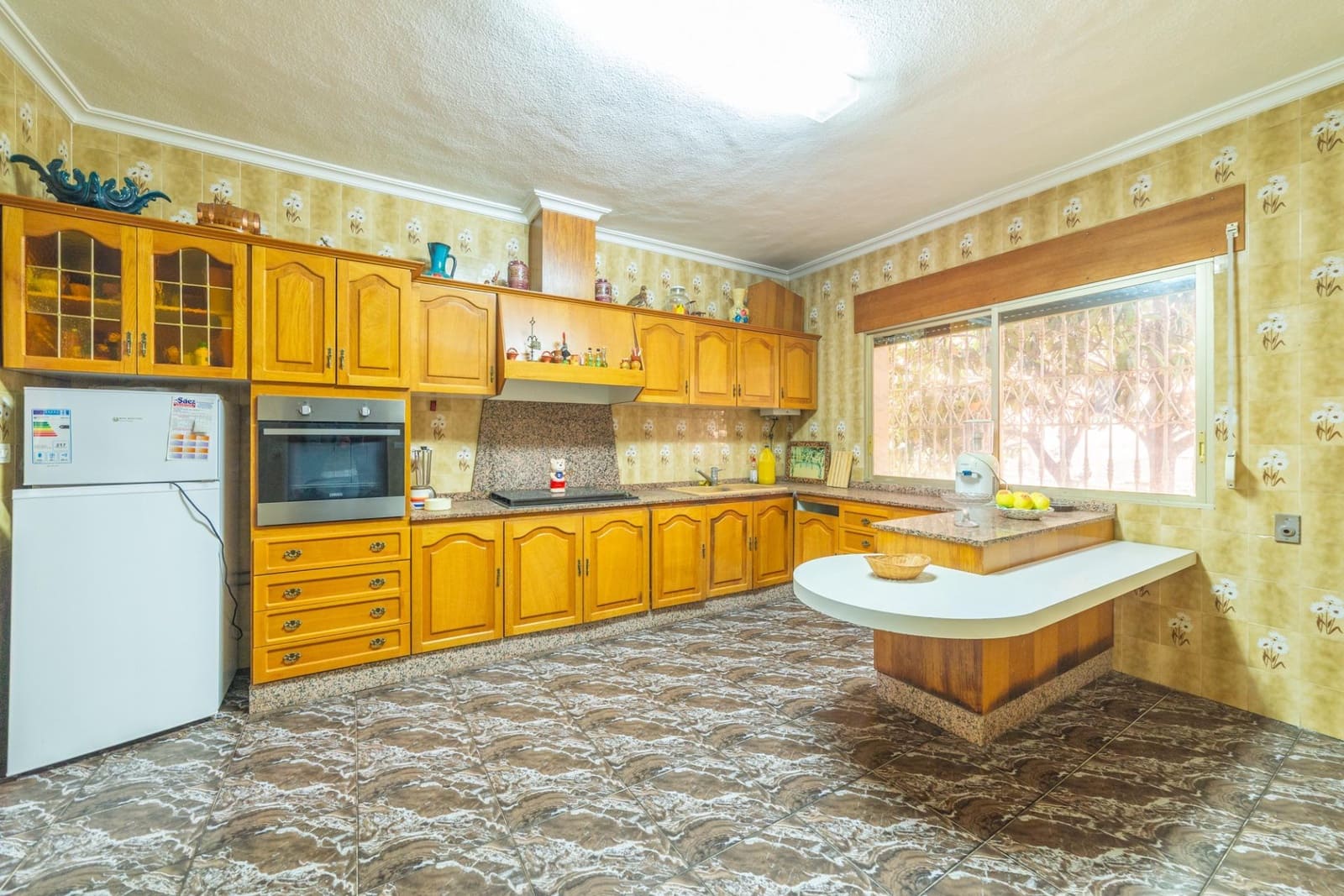 4 bedroom Villa for sale in San Javier with garage - € 469,000 (Ref: 8851820)