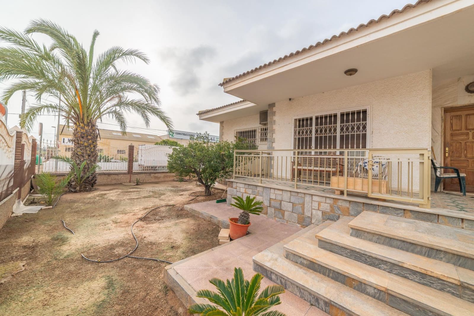 4 bedroom Villa for sale in San Javier with garage - € 469,000 (Ref: 8851820)