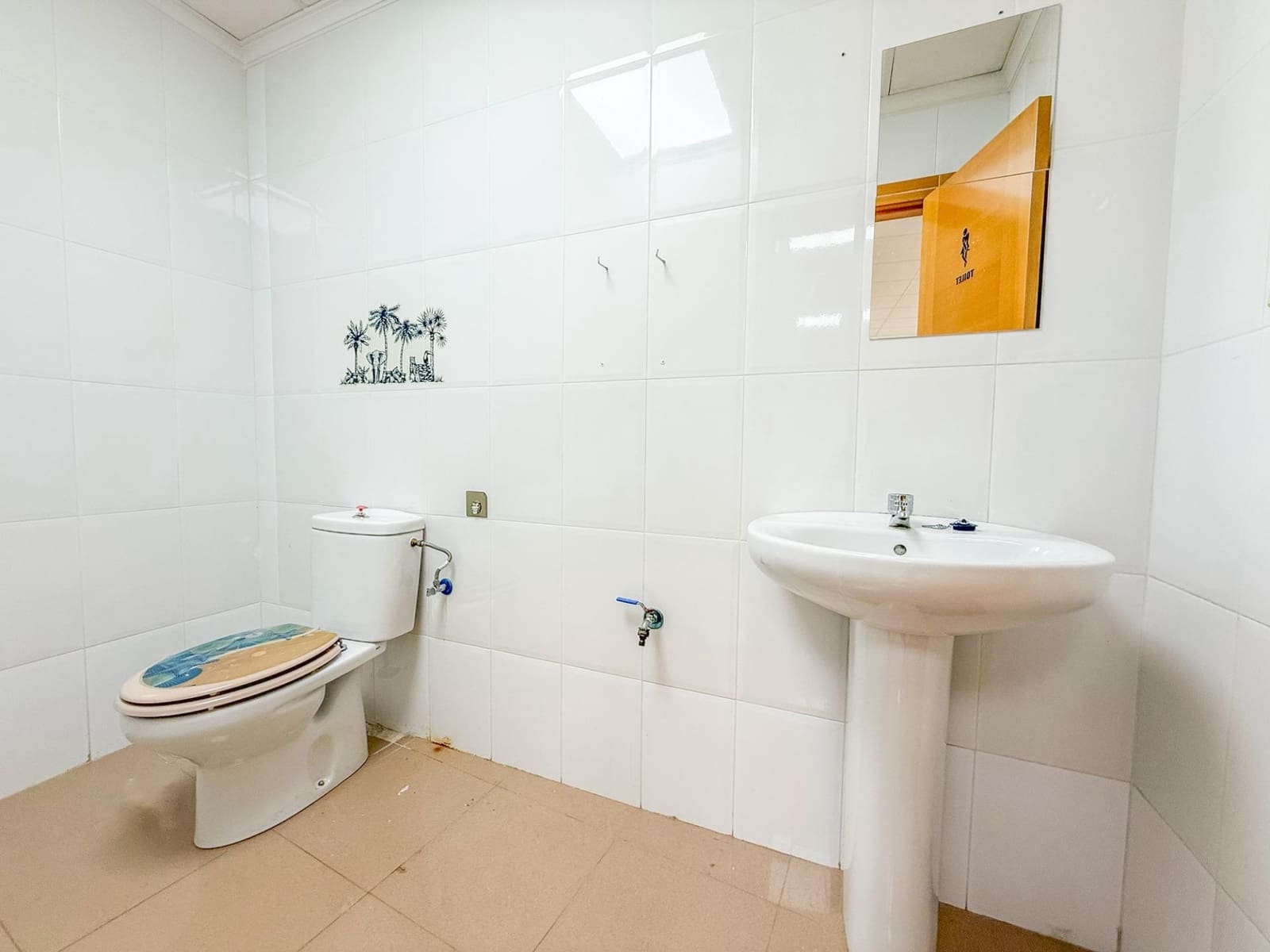 Commercial for sale in San Javier - € 95,000 (Ref: 8862637)