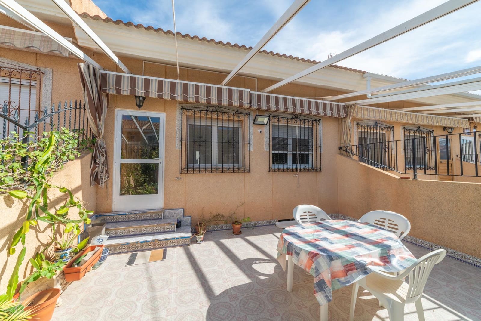 3 bedroom Terraced Villa for sale in Los Alcazares - € 167,500 (Ref: 8862638)
