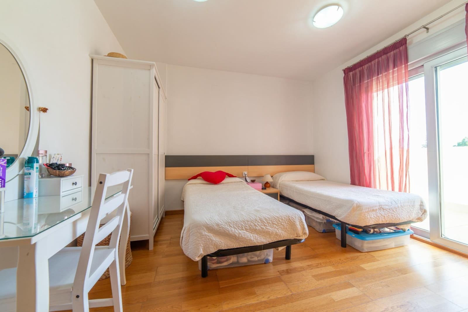 4 bedroom Townhouse for sale in Torre-Pacheco with garage - € 250,000 (Ref: 8902316)